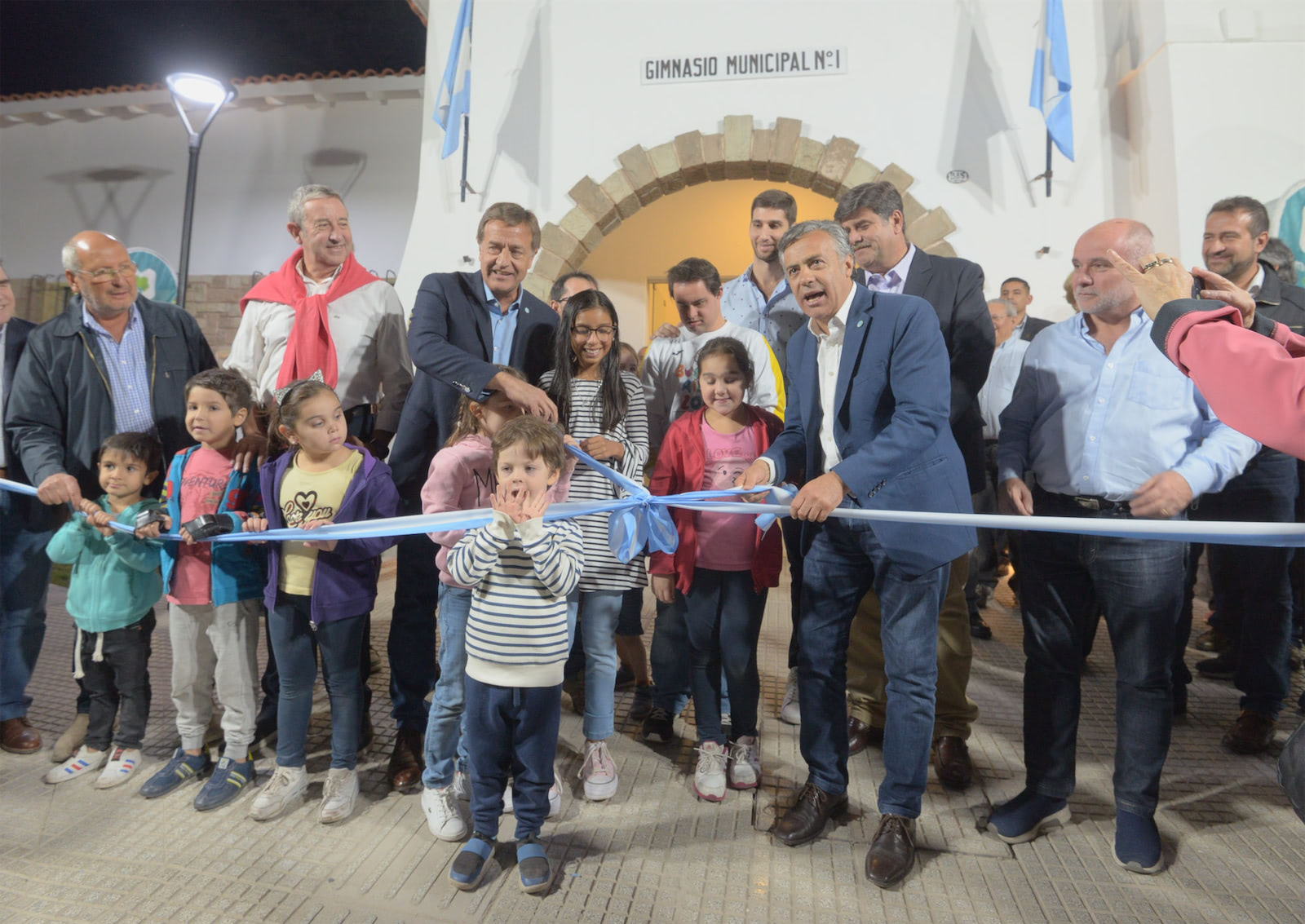 inauguración gimnasio 1 foto 1 1