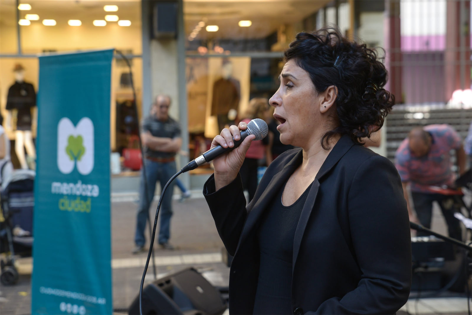 2448b8d6 66b5 4b7c adc2 ff66b19762be