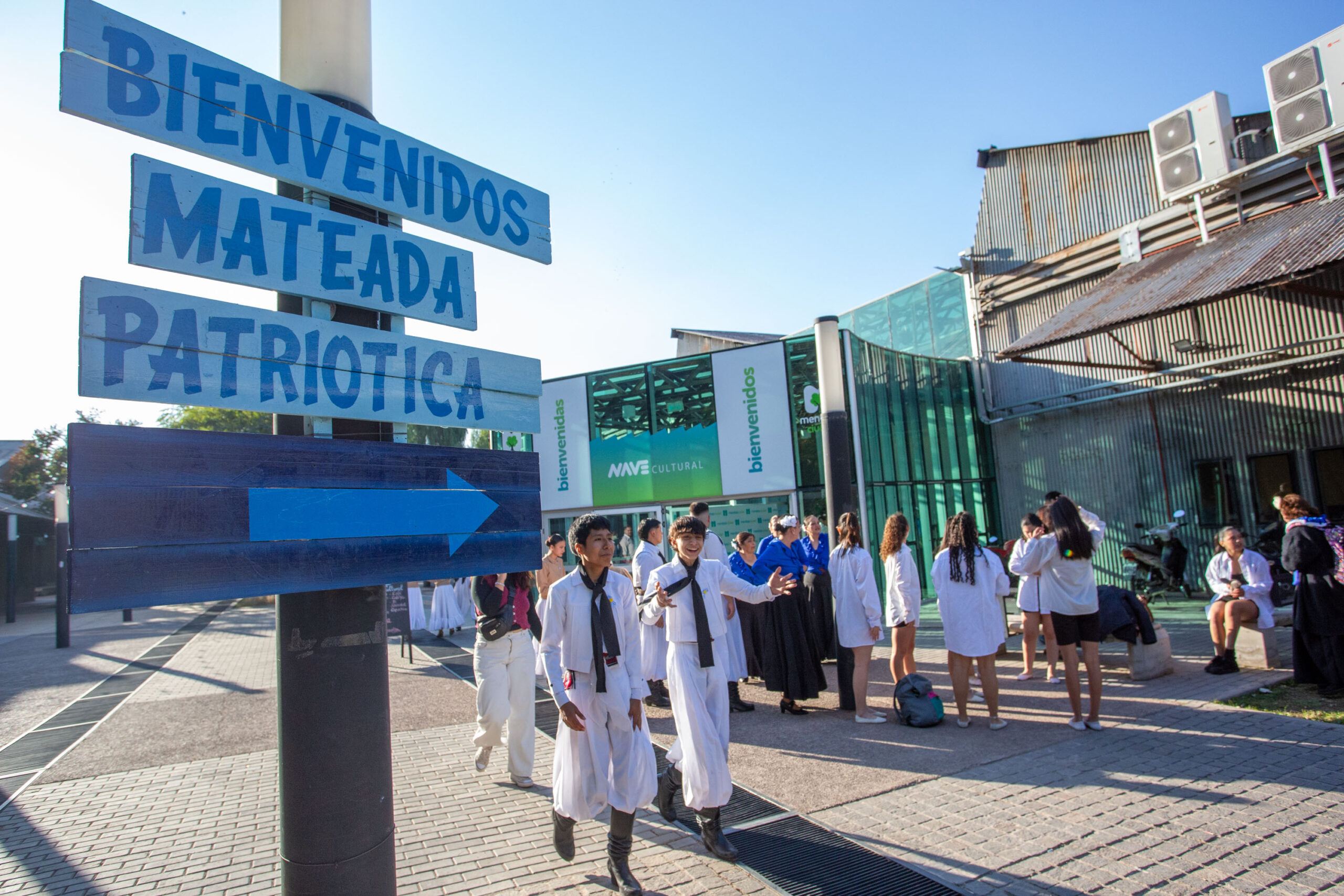 349c518c-3031-7432-4001-ac81baab663c