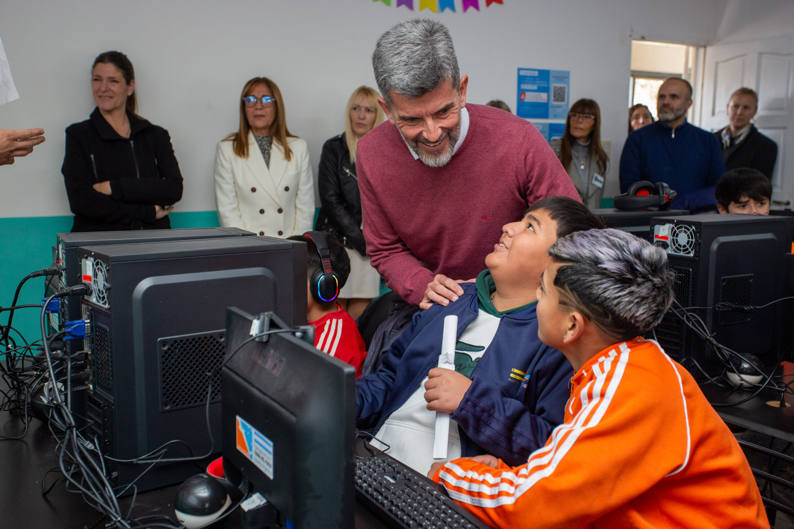 3c63fdba-82a7-fef3-5e2e-2fc72f9beb4e