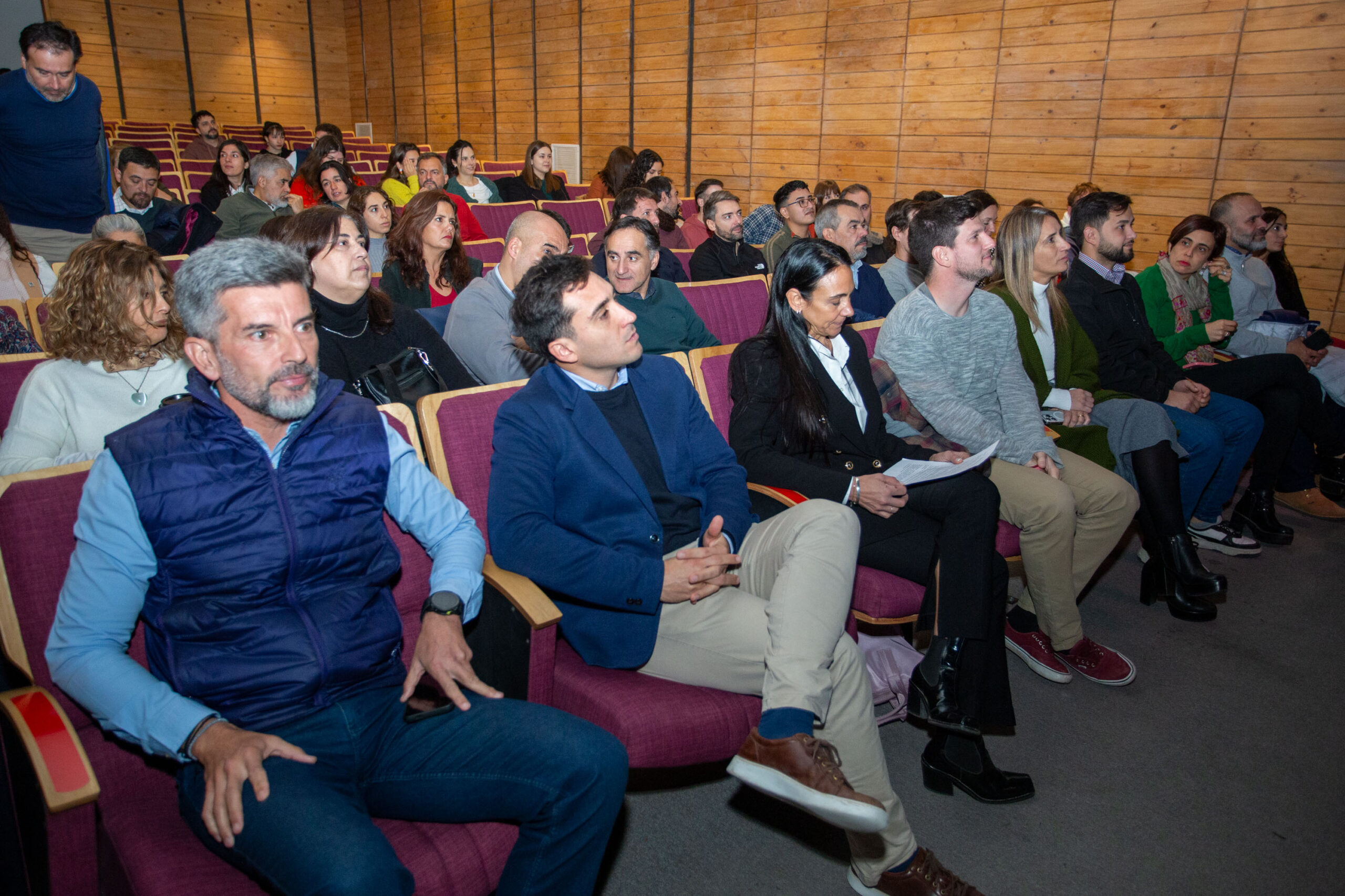 7950b98d-74d1-7aa5-dbb8-5077d59baf16