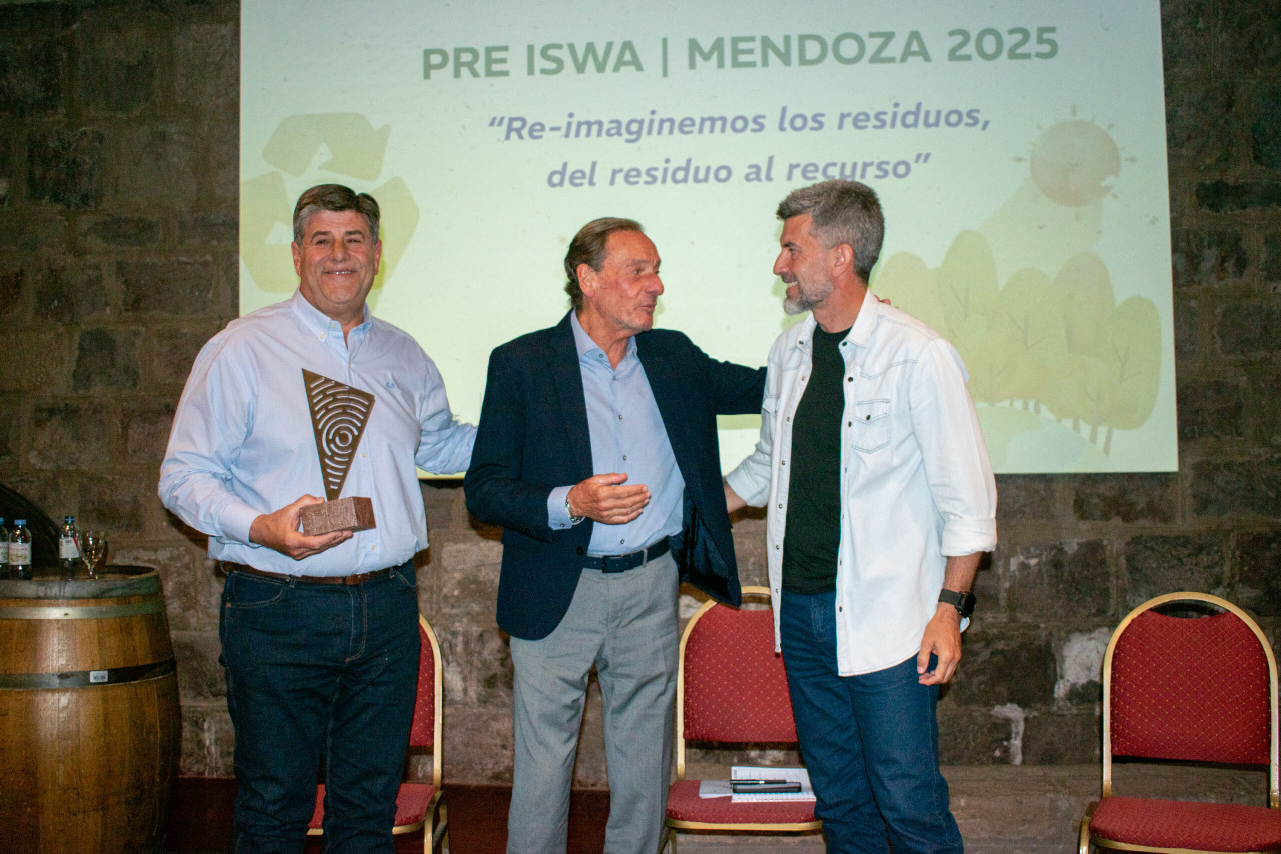 04665924-ac87-0dde-8cc3-2dba21f0be60