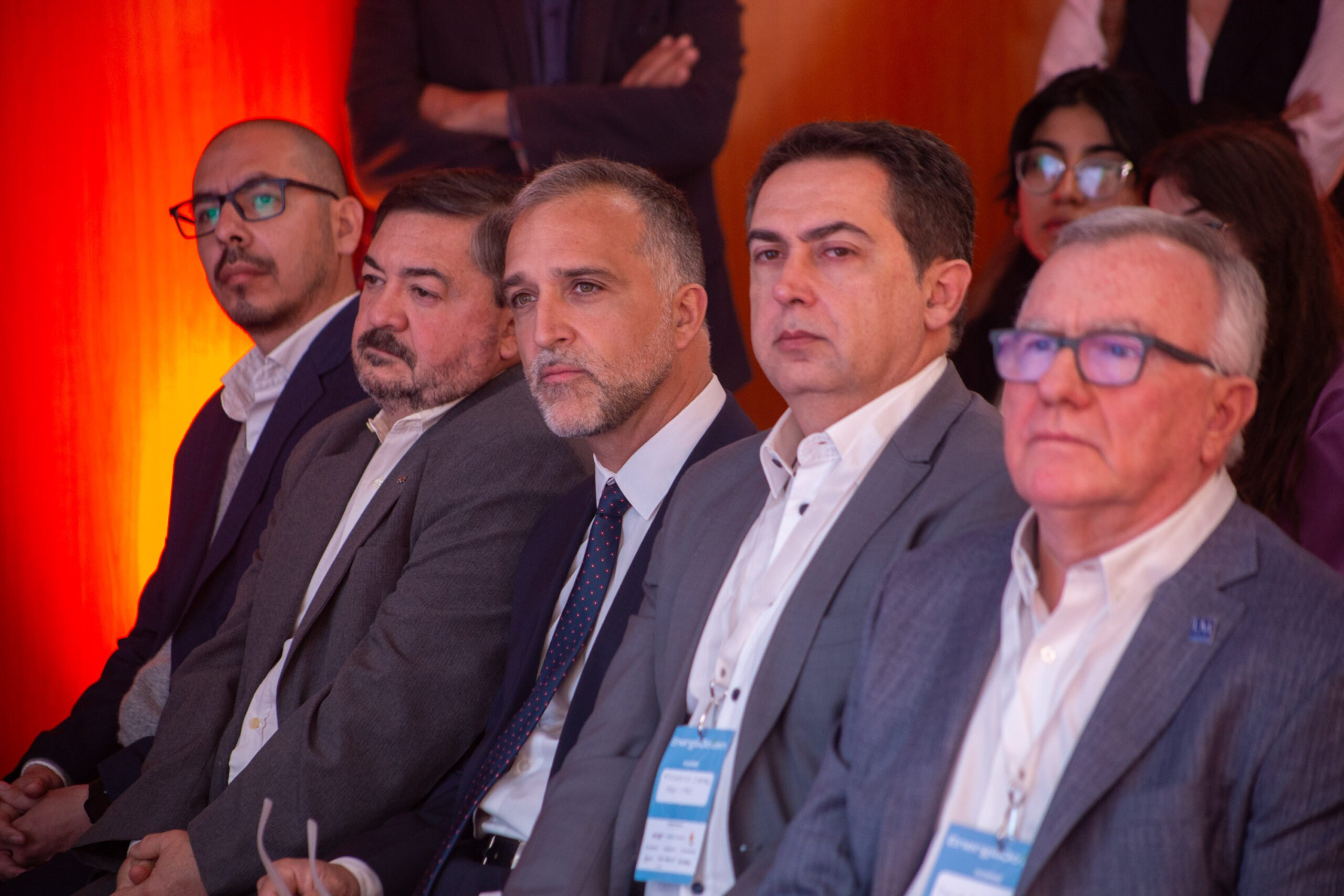 a3dd6fe7-6321-826f-95f6-dc59195a18e0