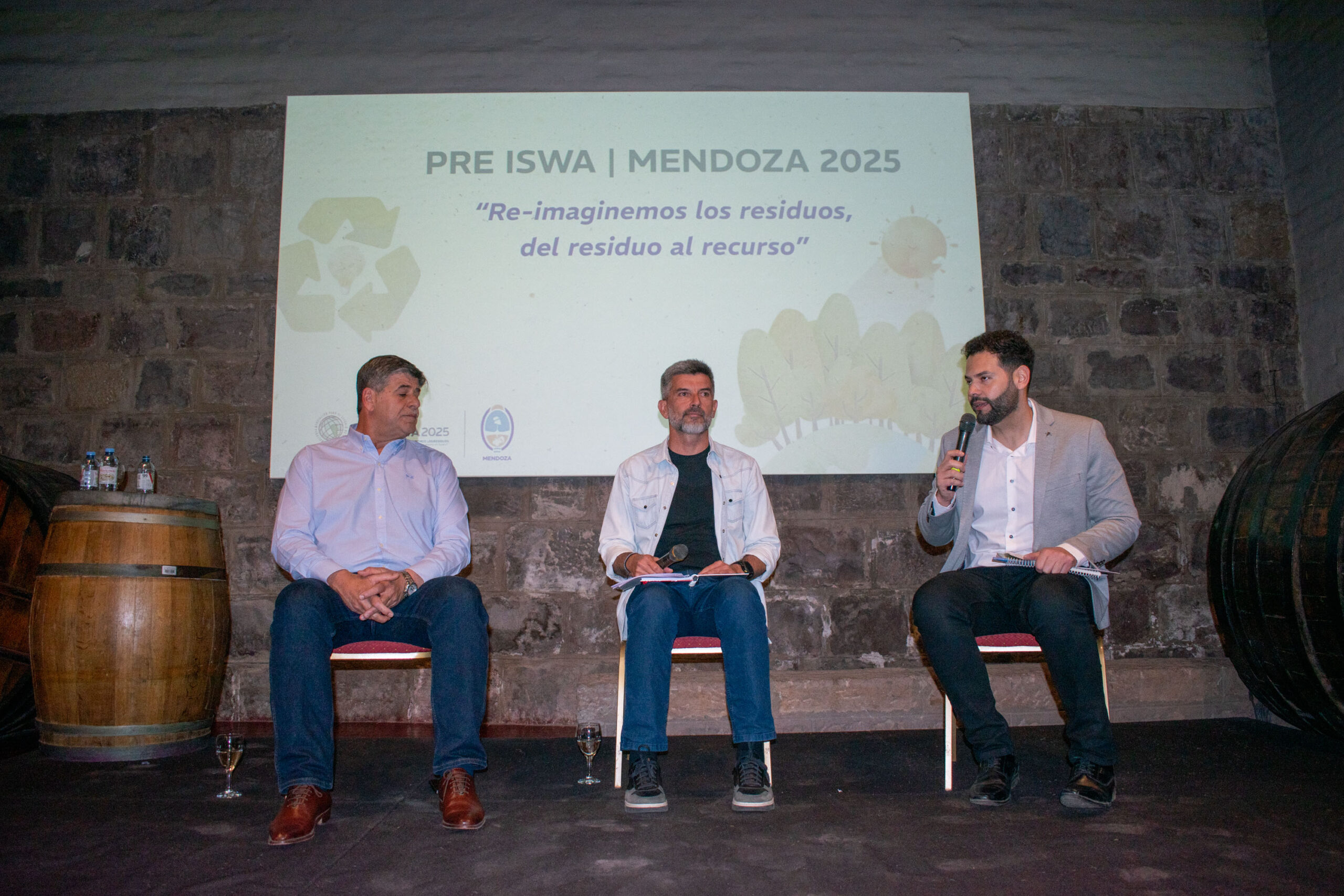 ac8ee7ce-2722-1d36-e30b-87e813e3c7e8