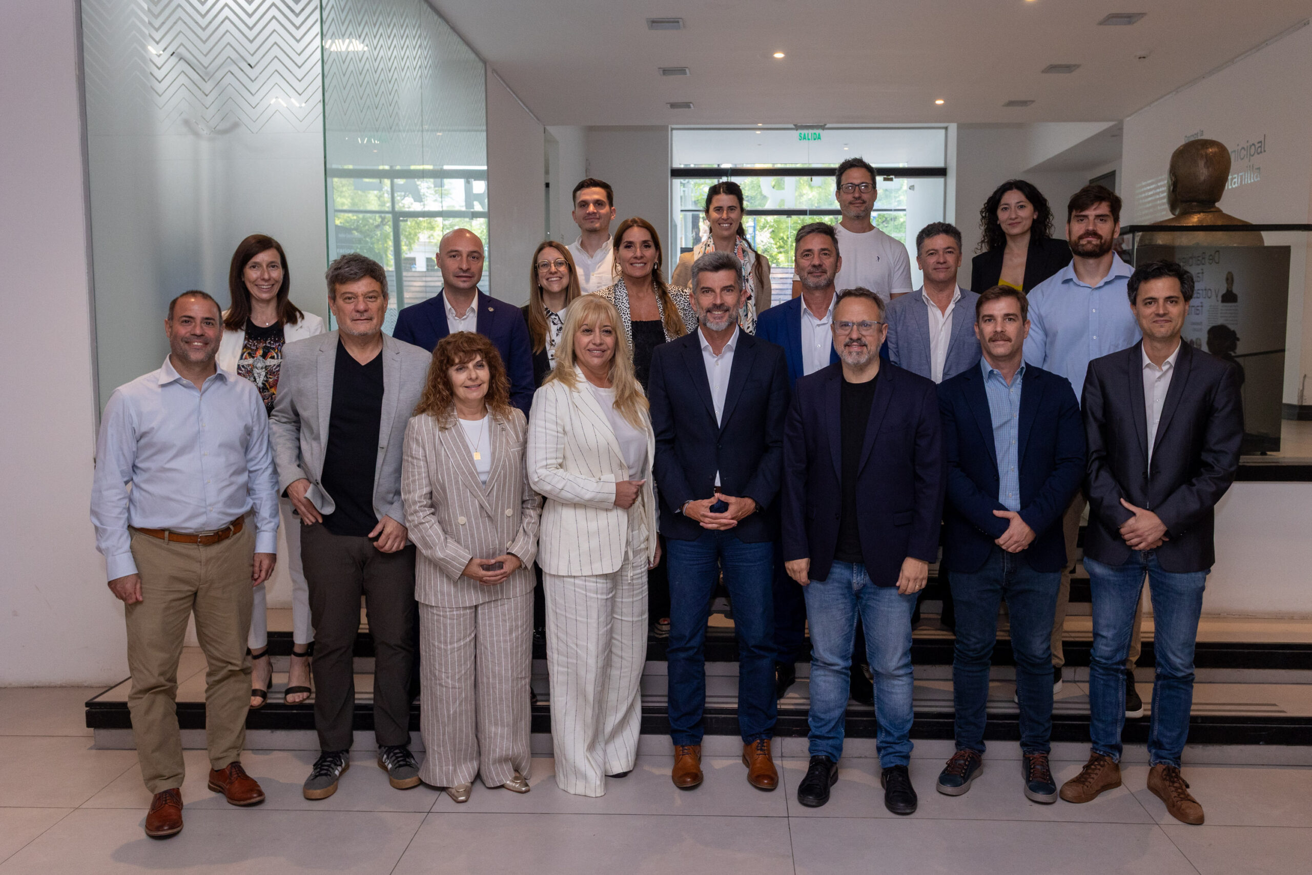 <b>Error:</b> can't render field data in the current format. You can try "Get child value" callback. Available children: rendered. Or one of array-related callbacks - "Multiple select field values", "Checkbox field values", "Checked values list" etc