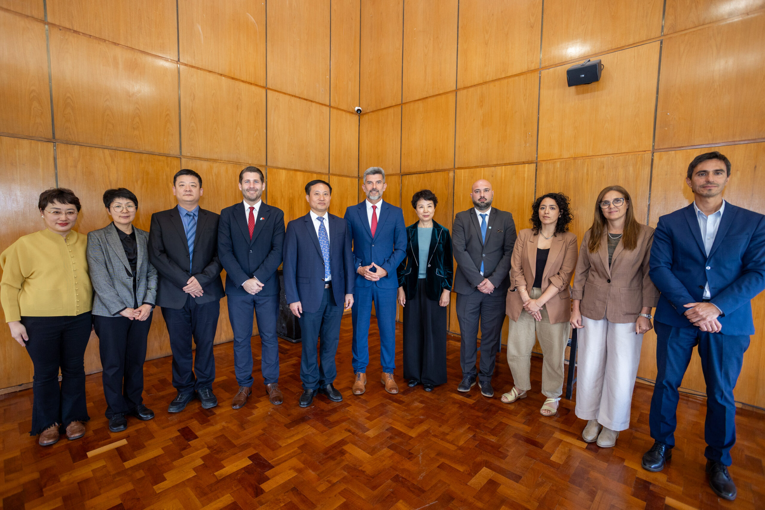 <b>Error:</b> can't render field data in the current format. You can try "Get child value" callback. Available children: rendered. Or one of array-related callbacks - "Multiple select field values", "Checkbox field values", "Checked values list" etc