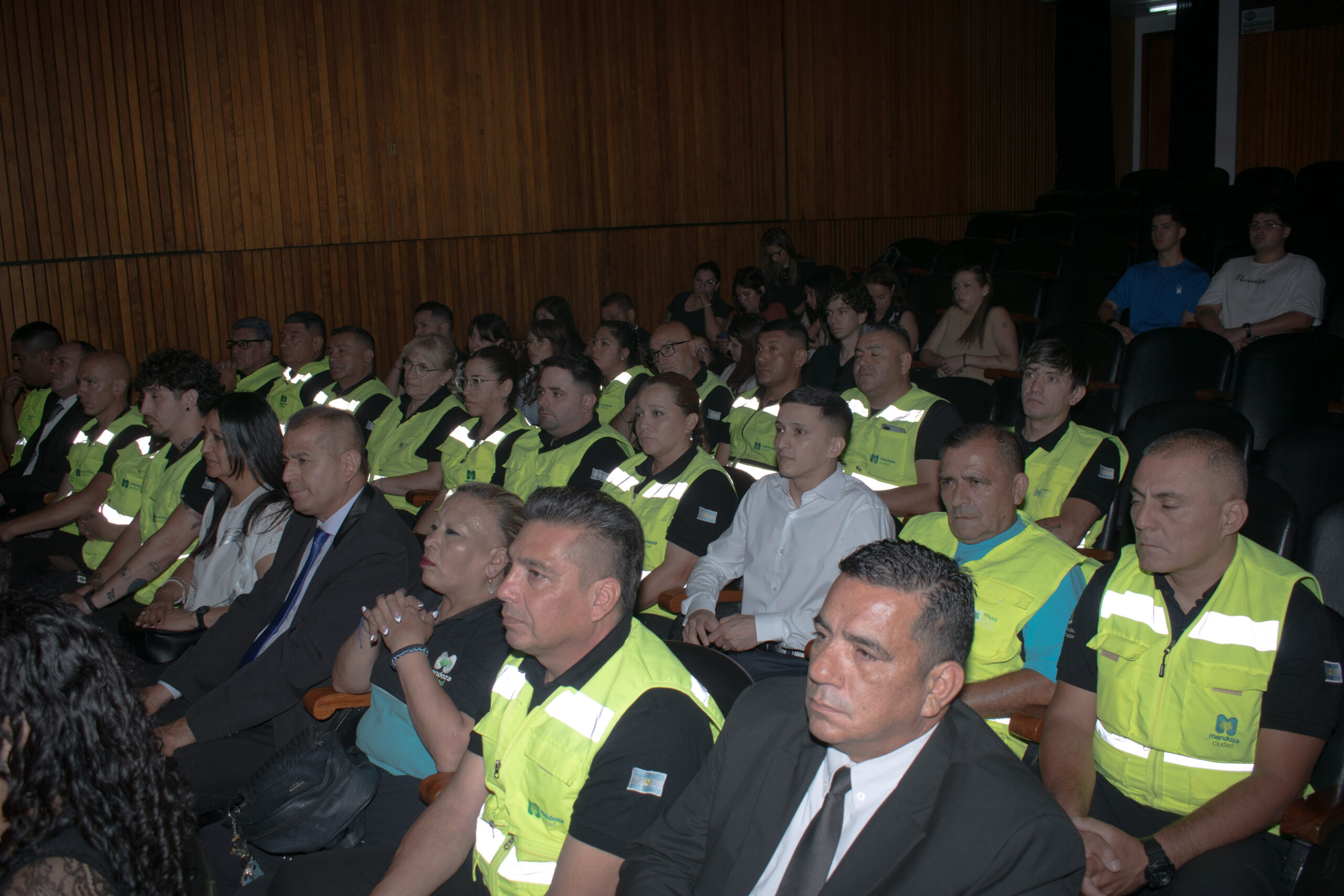 <b>Error:</b> can't render field data in the current format. You can try "Get child value" callback. Available children: rendered. Or one of array-related callbacks - "Multiple select field values", "Checkbox field values", "Checked values list" etc