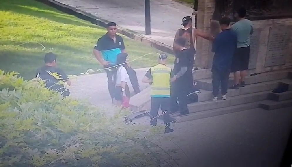 <b>Error:</b> can't render field data in the current format. You can try "Get child value" callback. Available children: rendered. Or one of array-related callbacks - "Multiple select field values", "Checkbox field values", "Checked values list" etc