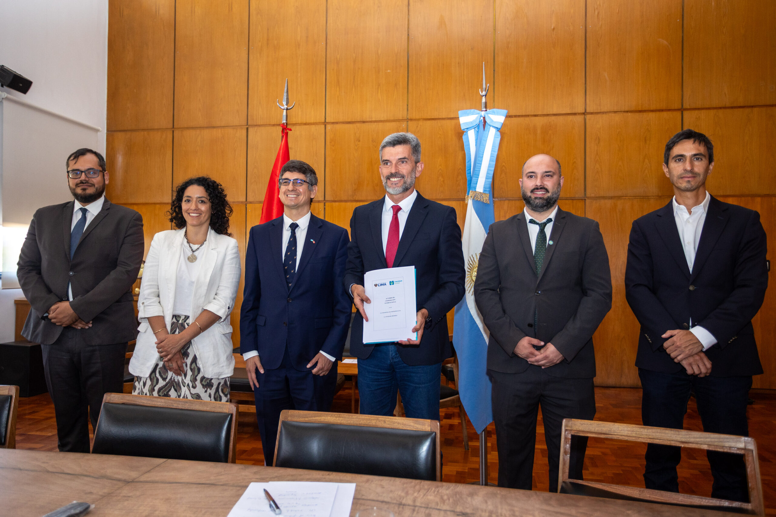 2431560c-ea8a-8ff3-b5a5-59bb241814b2