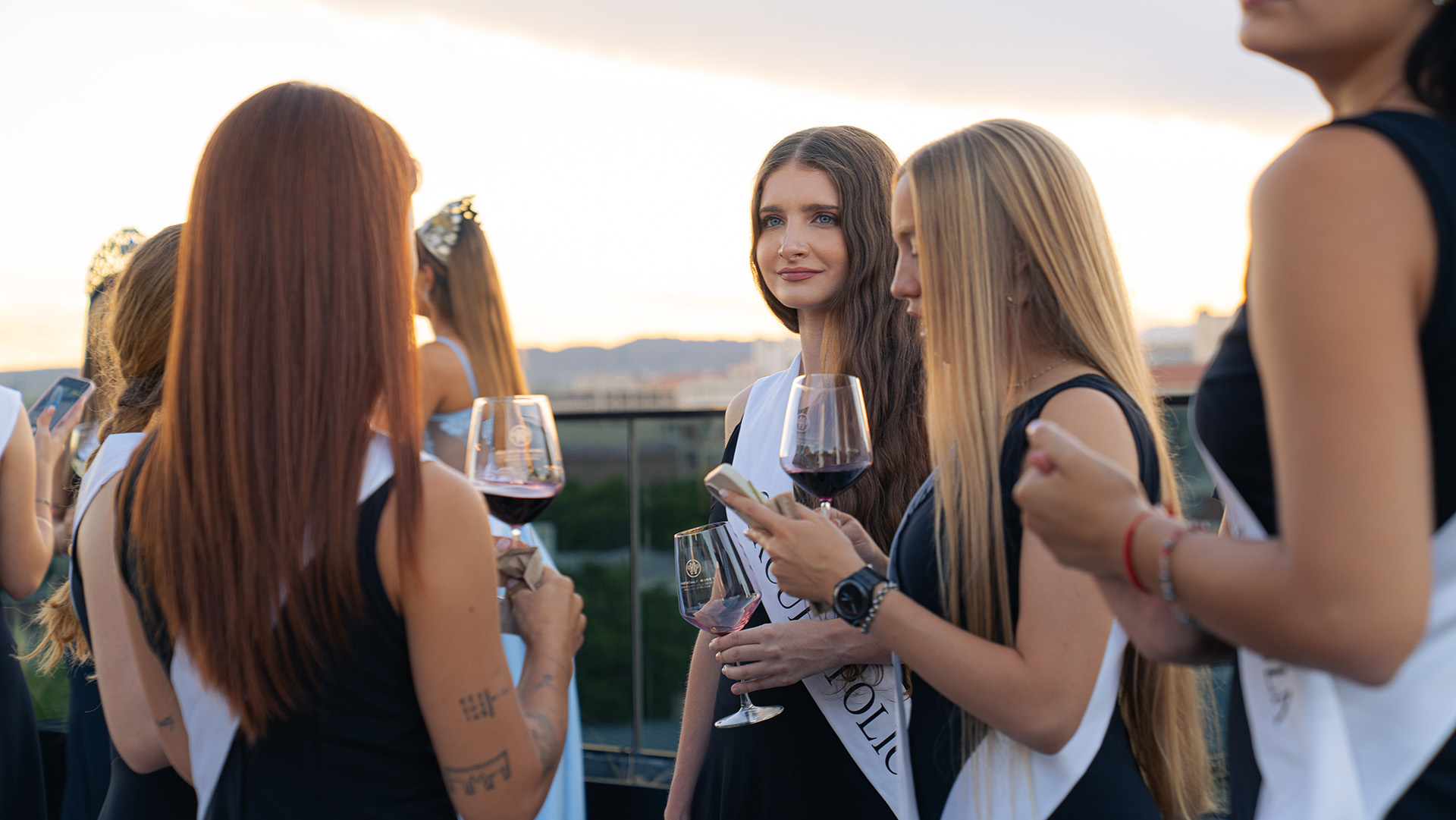 927b4fd3-2bd0-474d-ff7a-d0865fe90a34