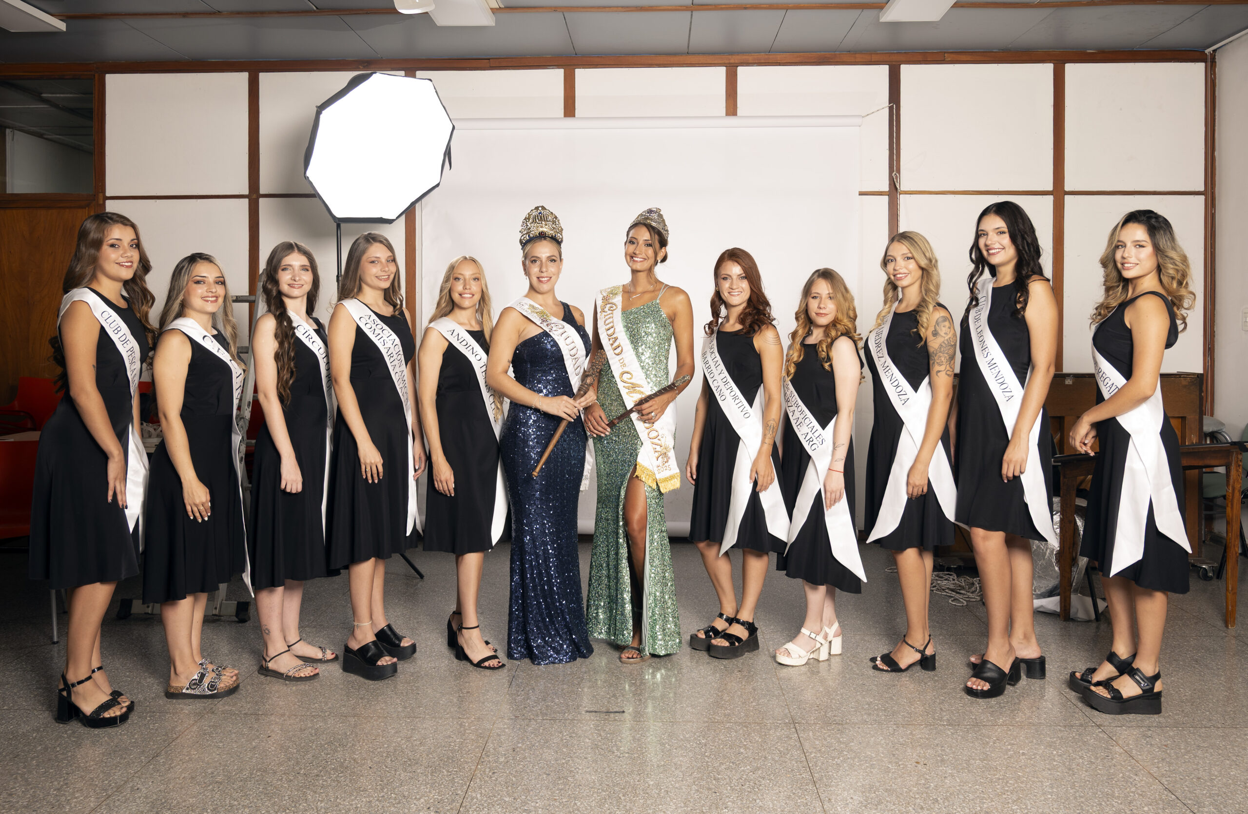 <b>Error:</b> can't render field data in the current format. You can try "Get child value" callback. Available children: rendered. Or one of array-related callbacks - "Multiple select field values", "Checkbox field values", "Checked values list" etc