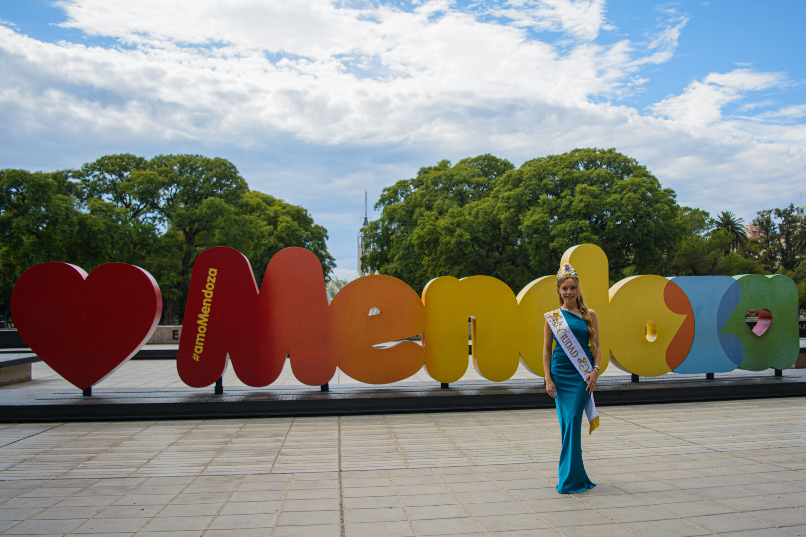 <b>Error:</b> can't render field data in the current format. You can try "Get child value" callback. Available children: rendered. Or one of array-related callbacks - "Multiple select field values", "Checkbox field values", "Checked values list" etc