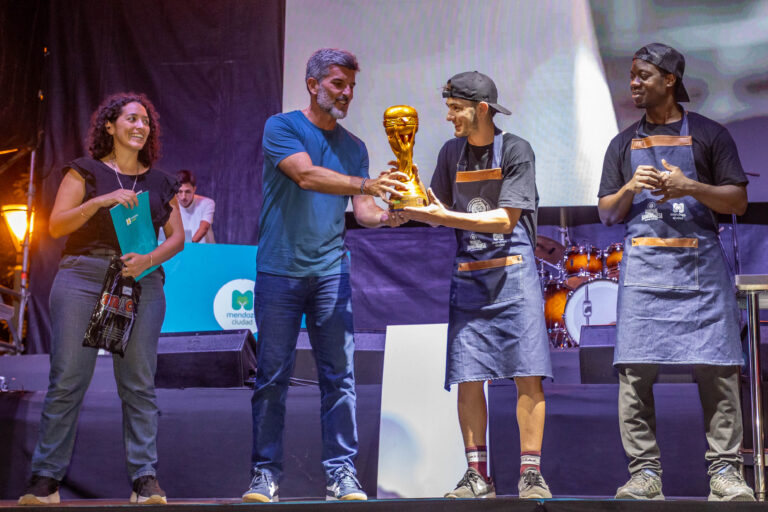 Más de 15.000 personas disfrutaron las dos noches del Mundial de la Hamburguesa