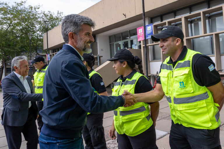 Ulpiano Suarez y Alfredo Cornejo recorrieron el nuevo Centro de Operaciones y Videovigilancia de la Ciudad