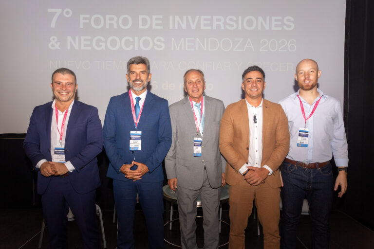 Foro de Inversiones: Ulpiano Suarez presentó el modelo de Ciudad para mejorar el clima de negocios