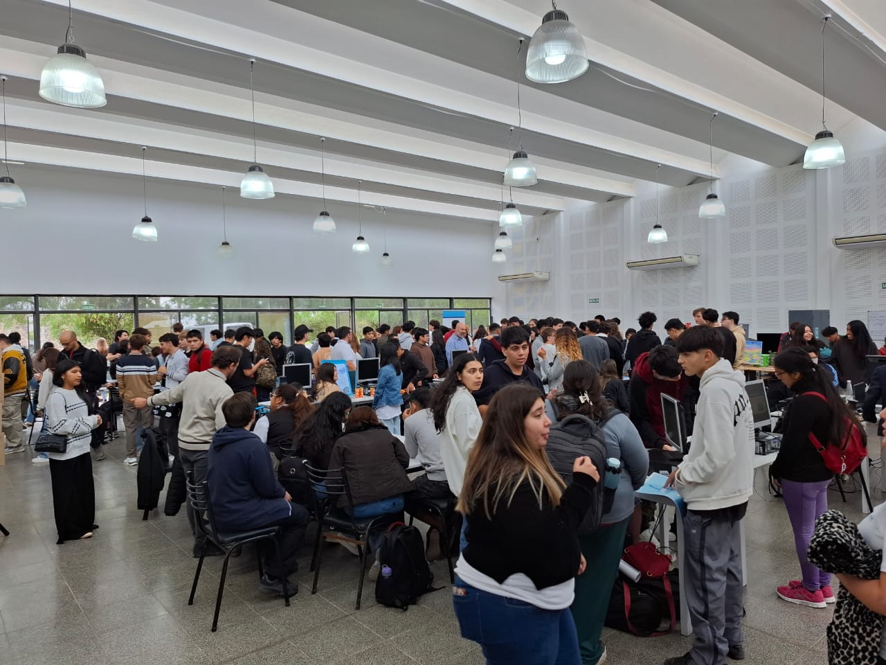 bd198290-8d41-deb4-08df-57b9c3074da1 (1)