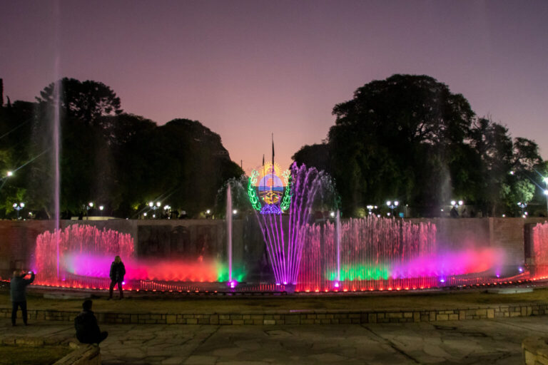 El Punto Federal 2026 llega a Plaza Independencia con una amplia oferta turística nacional e internacional