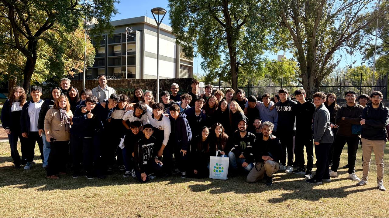 <b>Error:</b> can't render field data in the current format. You can try "Get child value" callback. Available children: rendered. Or one of array-related callbacks - "Multiple select field values", "Checkbox field values", "Checked values list" etc